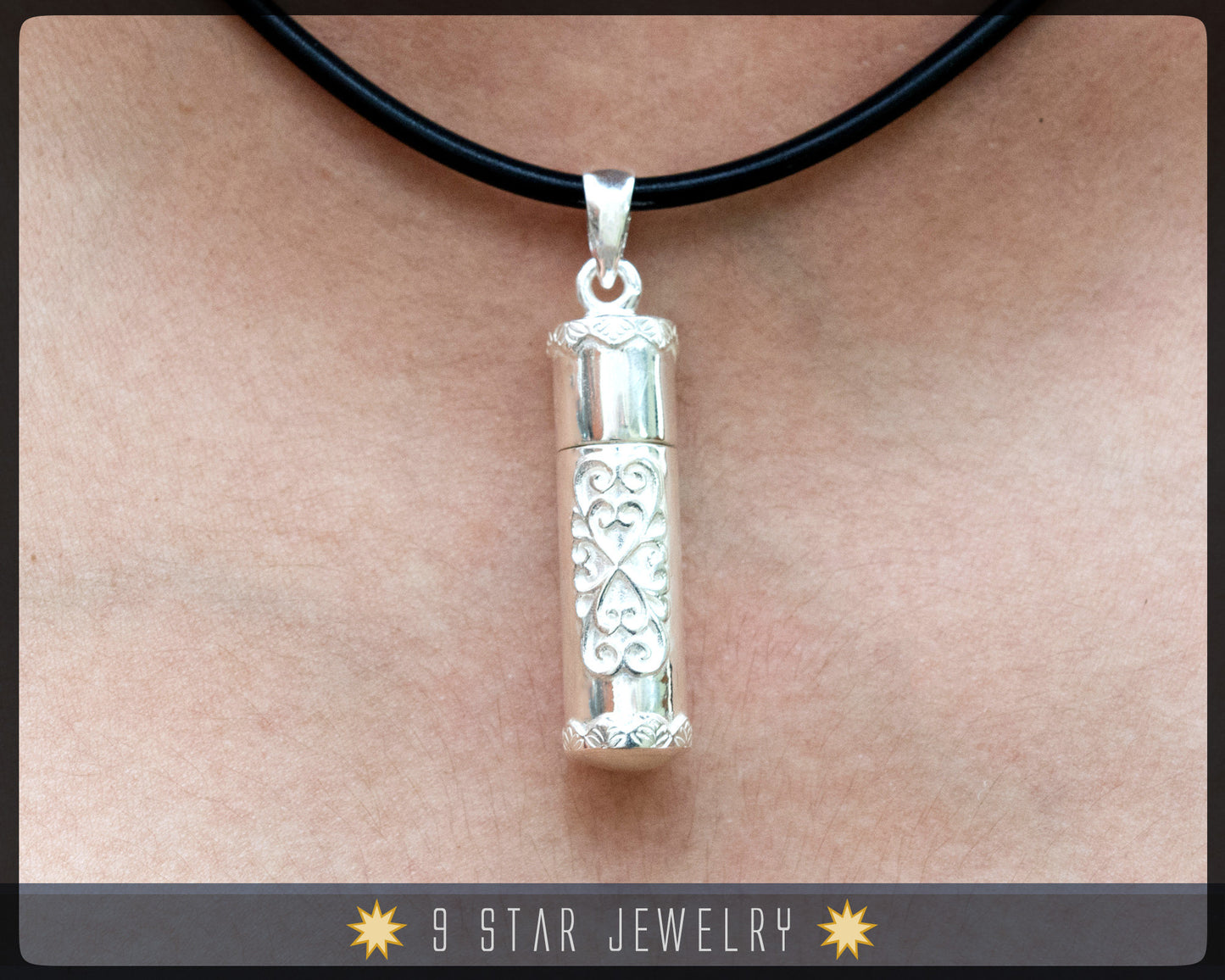 925 Sterling Silver Baha'i Ring Stone Scroll Pendant to keep your prayers and tablets