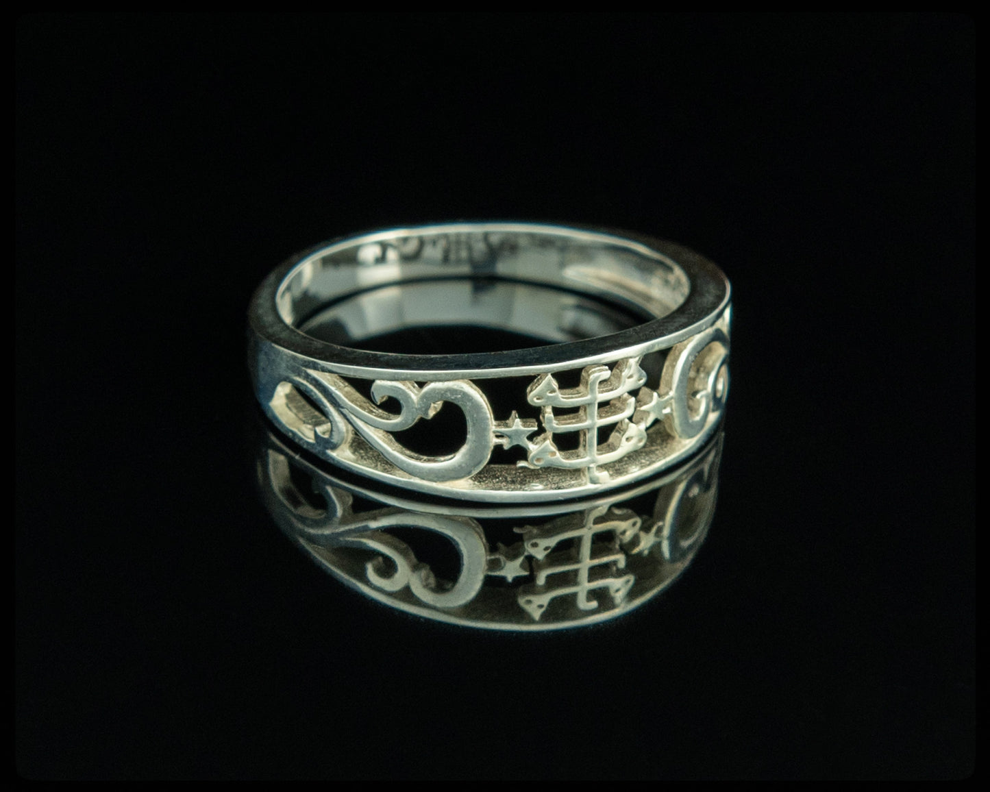 The "Divine Wisdom" Sterling Silver Baha’i Ringstone Symbol Ring - Sizes 3.5 to 10.5