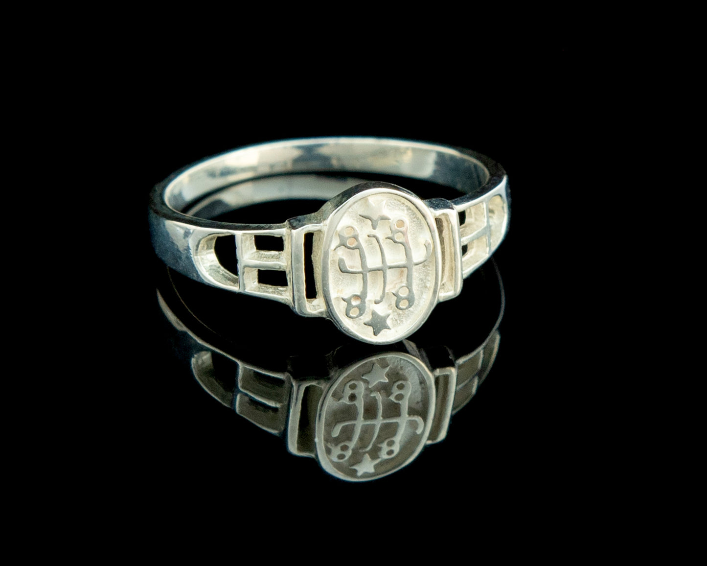 Silberner Baha'i-Ring mit Steinsymbol – Größen 3 bis 10